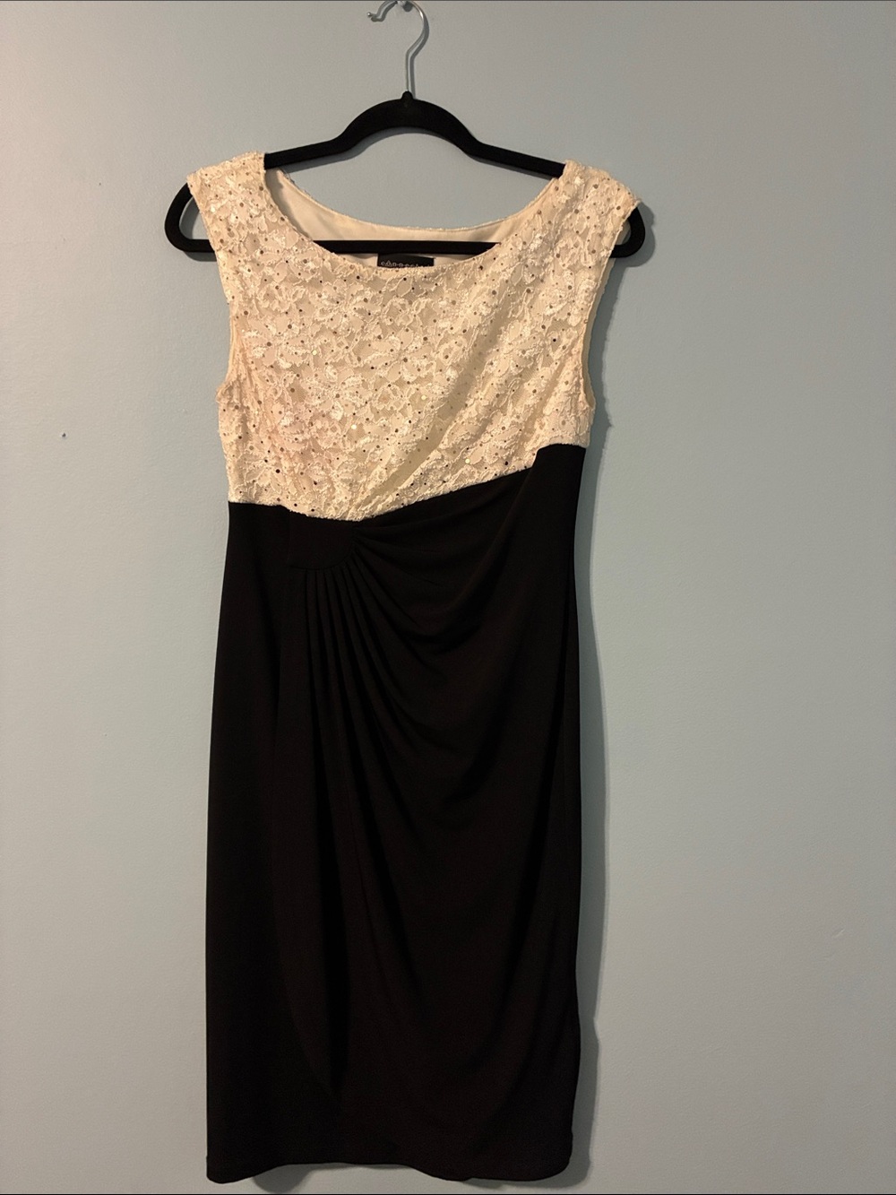 Black and Cream Lace-Trim Sheath Dress
